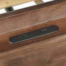 Queen / With Charging Ports