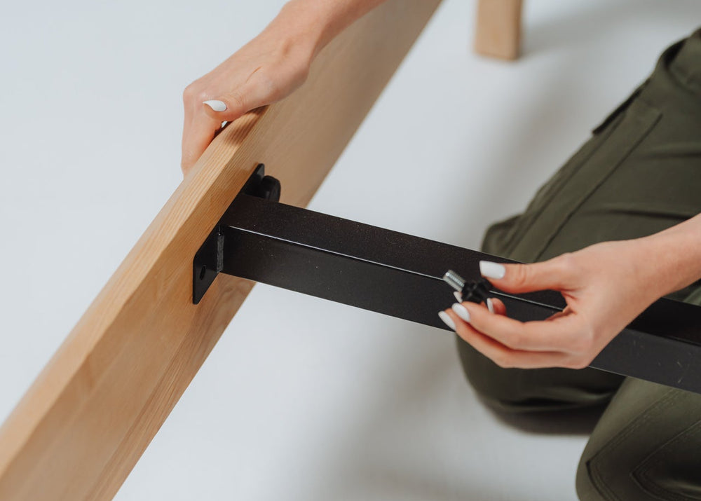 Aria frame assembled without tools